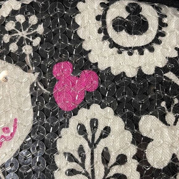 Vera Bradley Mickey Meets Birdie Micky Mouse Crossbody Purse - Picture 2 of 9